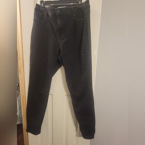 Black High-Waist Skinny Jeans